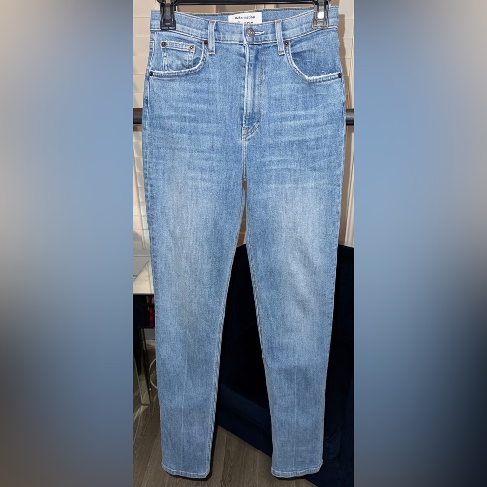 Reformation Audrey High Straight Jeans inseam 31/ rise 11 light blue
